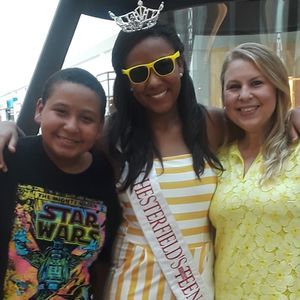 Meet your Posher, Chrissy